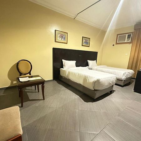 قصر الحمراء للأجنحة الفندقية Riyad Extérieur photo