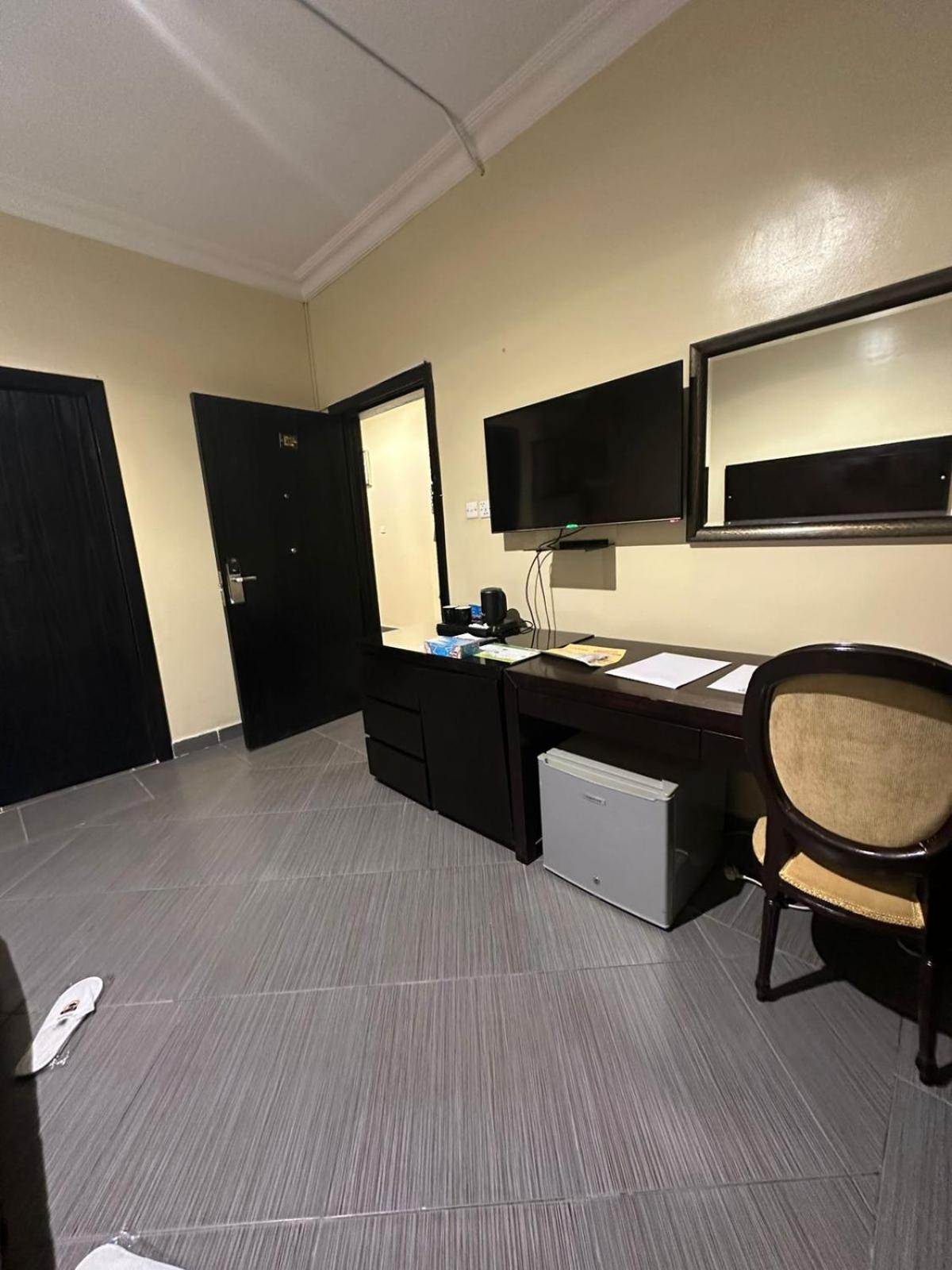 قصر الحمراء للأجنحة الفندقية Riyad Extérieur photo