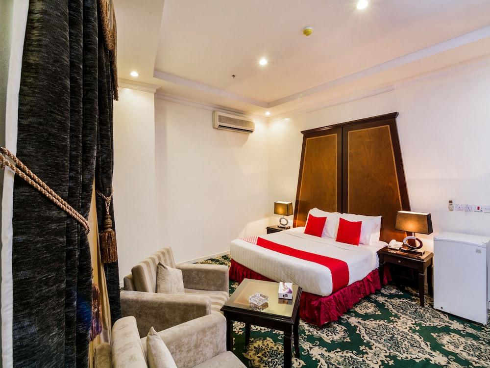 قصر الحمراء للأجنحة الفندقية Riyad Extérieur photo